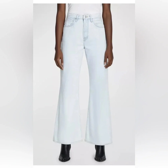 7 For All Mankind Womens High-Rise Light Wash Denim Easy Flare Jeans Size 27 NWT - Picture 1 of 9